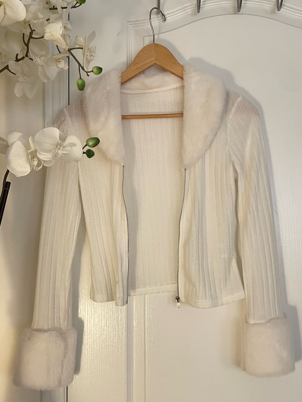Zip-front ribbed long-sleeve